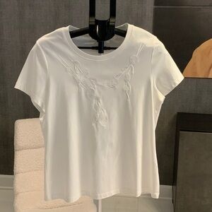 jac dale Chic White Embroidered Tee L